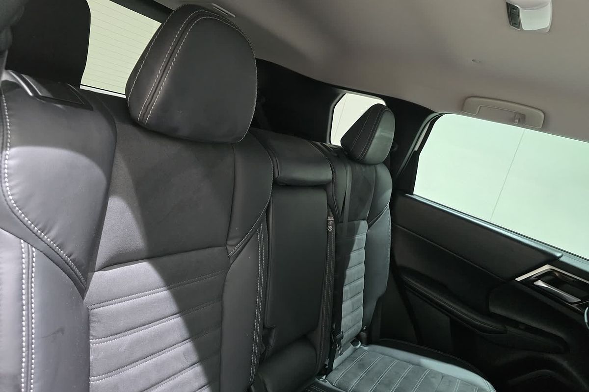 2022 Mitsubishi Outlander Aspire ZM