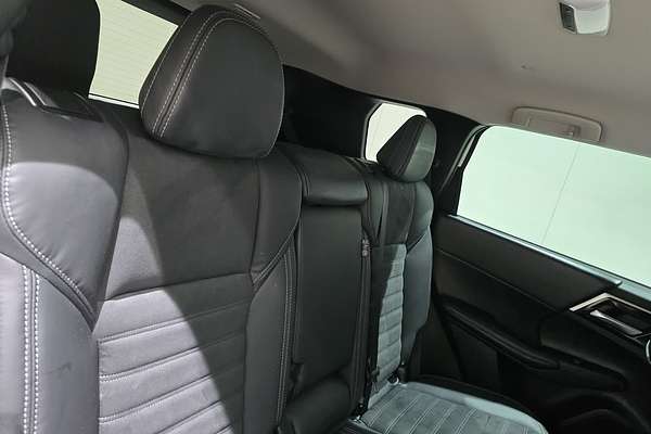 2022 Mitsubishi Outlander Aspire ZM