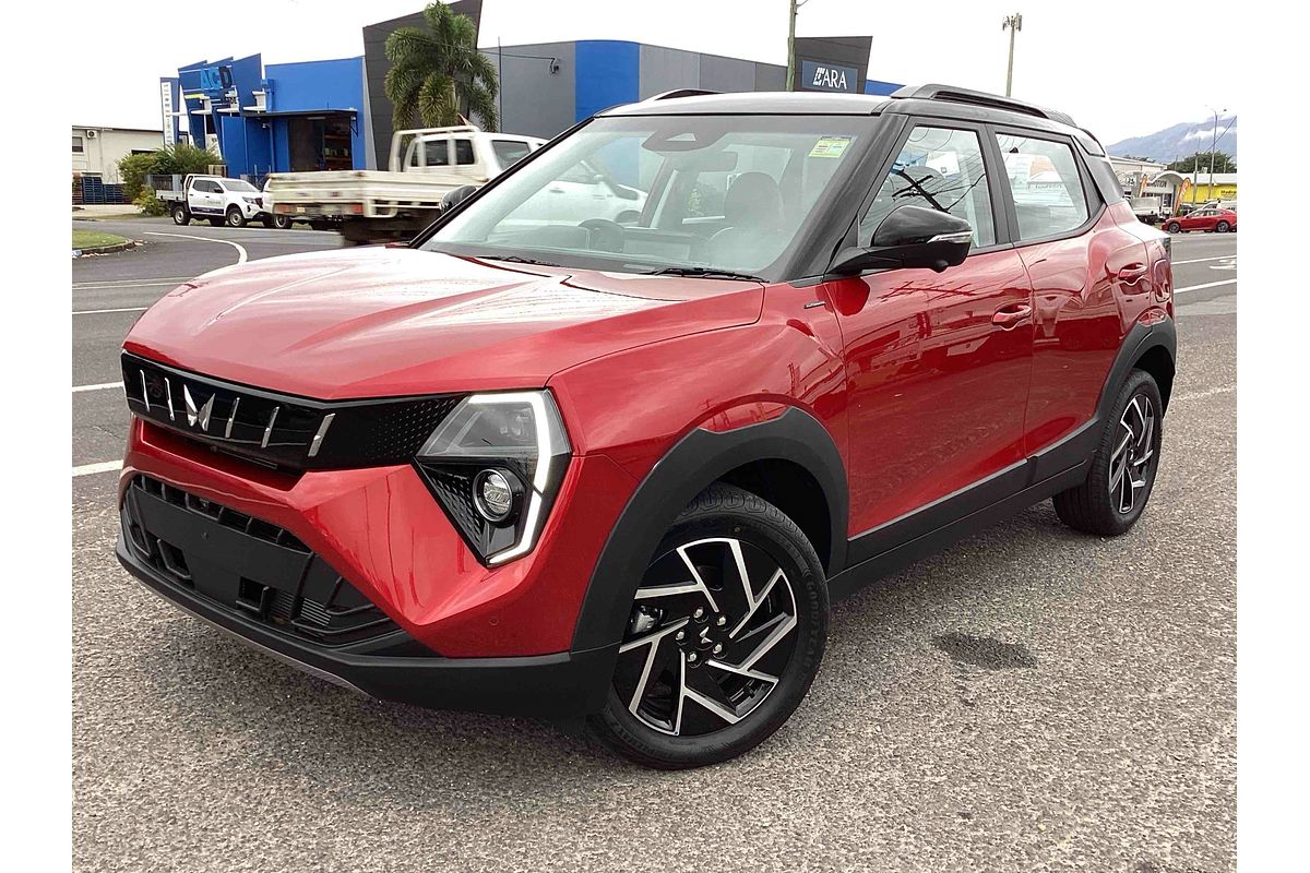 2025 Mahindra XUV3XO AX7L