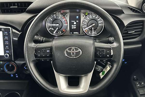2022 Toyota Hilux SR GUN126R 4X4
