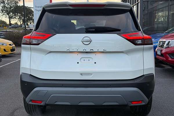 2024 Nissan X-TRAIL ST-L T33