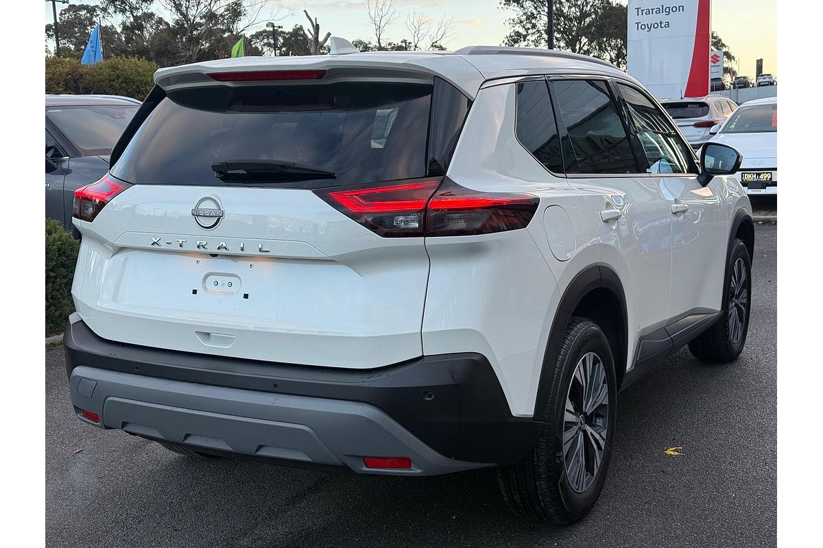 2024 Nissan X-TRAIL ST-L T33