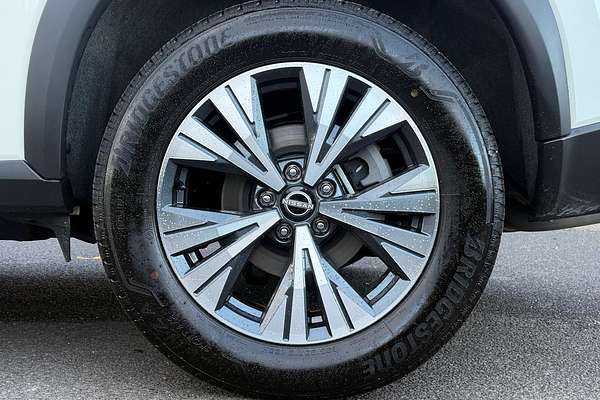 2024 Nissan X-TRAIL ST-L T33