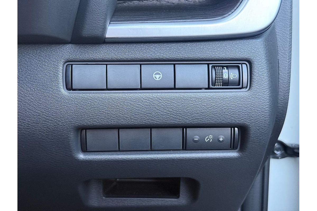 2024 Nissan X-TRAIL ST-L T33