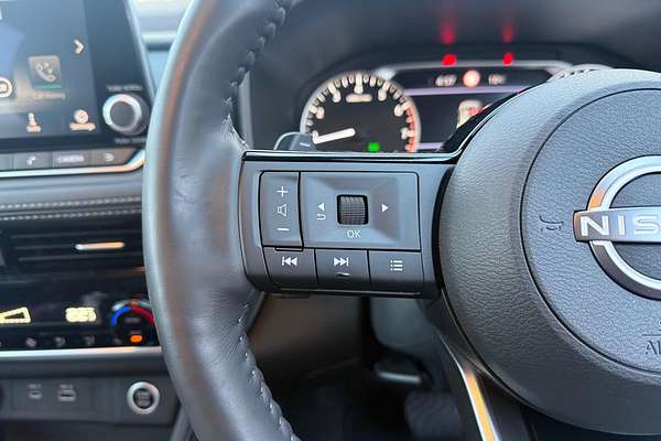 2024 Nissan X-TRAIL ST-L T33
