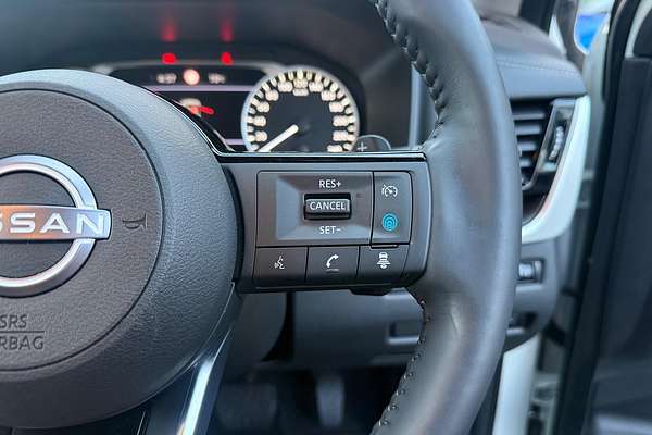 2024 Nissan X-TRAIL ST-L T33