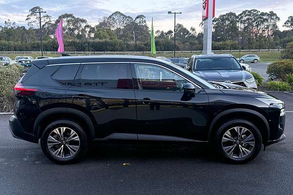 2024 Nissan X-TRAIL ST-L T33