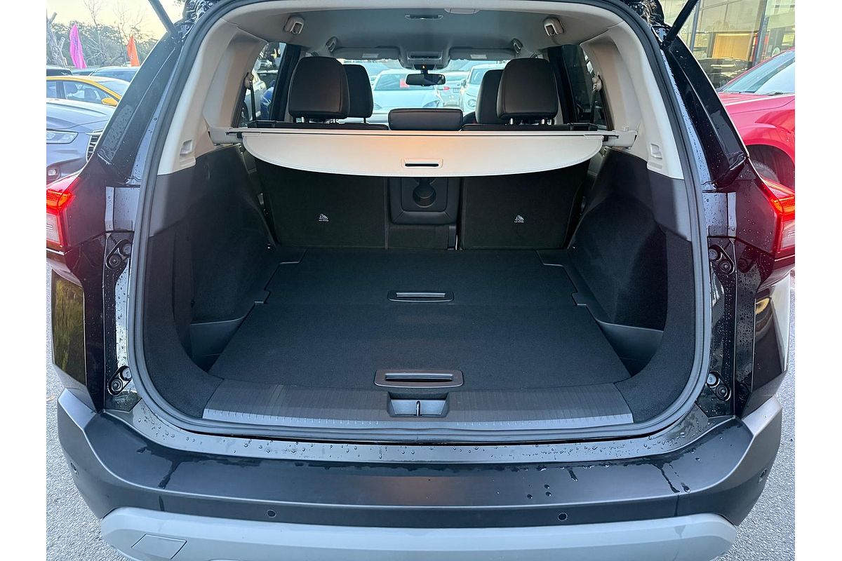 2024 Nissan X-TRAIL ST-L T33