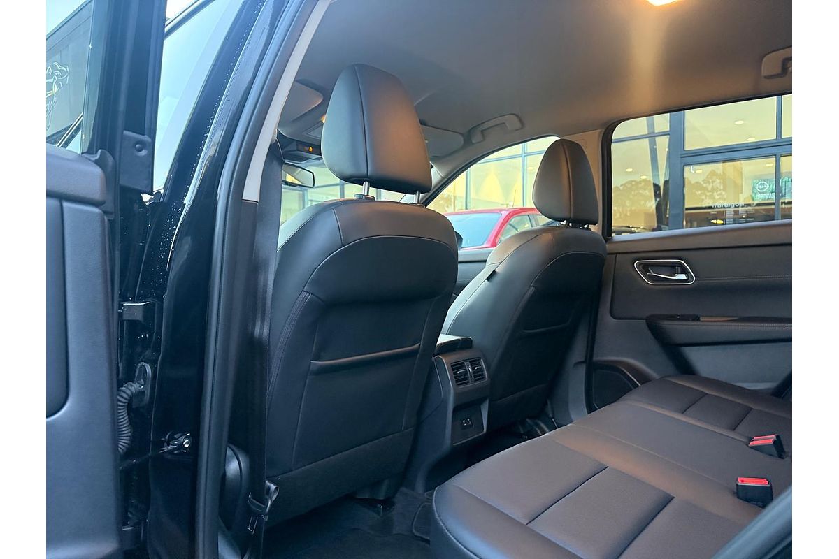 2024 Nissan X-TRAIL ST-L T33
