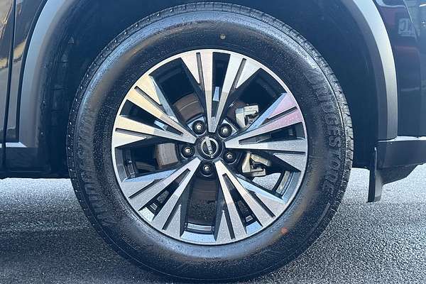 2024 Nissan X-TRAIL ST-L T33