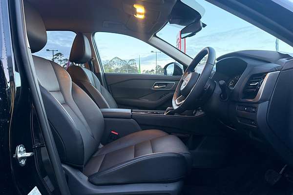 2024 Nissan X-TRAIL ST-L T33
