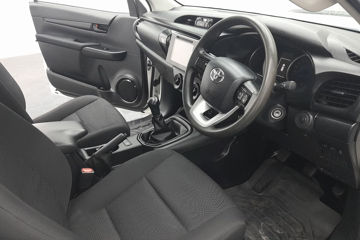 2020 Toyota Hilux SR GUN126R 4X4