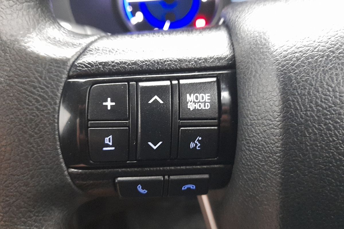 2020 Toyota Hilux SR GUN126R 4X4