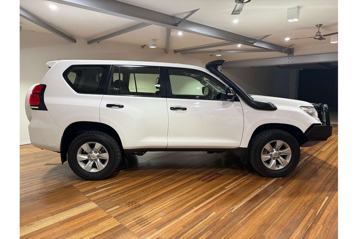 2022 Toyota Landcruiser Prado GX GDJ150R
