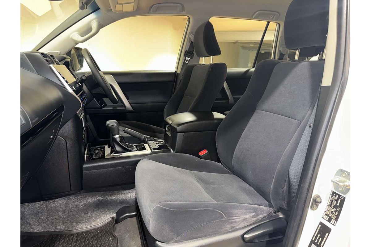 2022 Toyota Landcruiser Prado GX GDJ150R