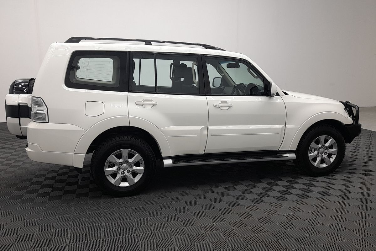 2021 Mitsubishi Pajero GLX NX