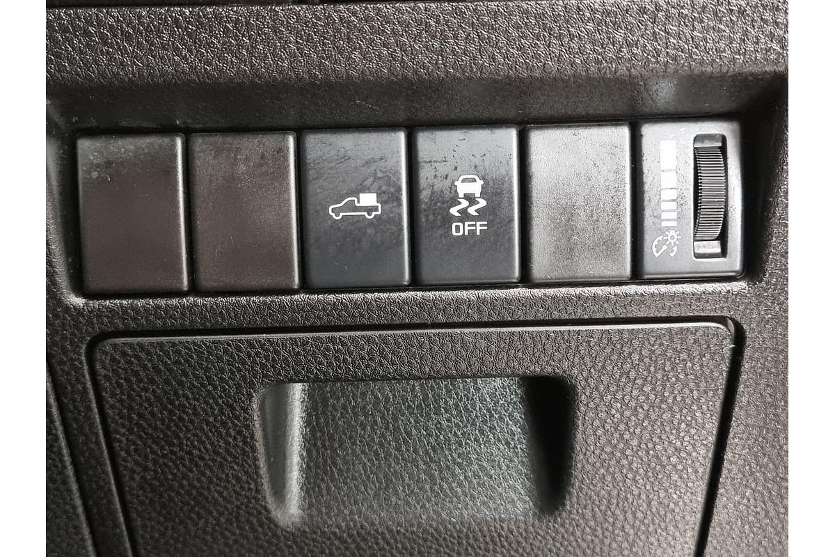 2024 Isuzu D-MAX X-TERRAIN 4X4