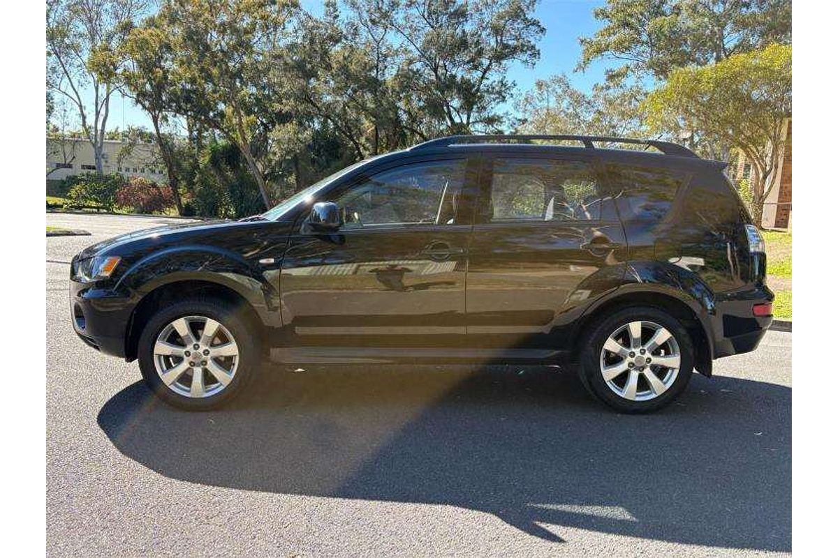 2012 Mitsubishi Outlander LS ZH
