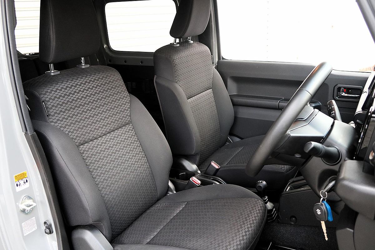 2023 Suzuki Jimny GLX GJ