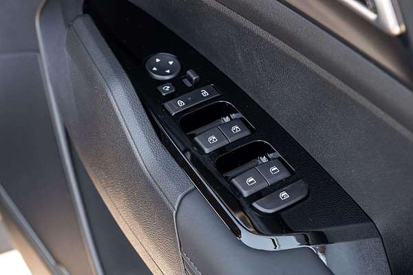 2025 Kia Sportage SX NQ5