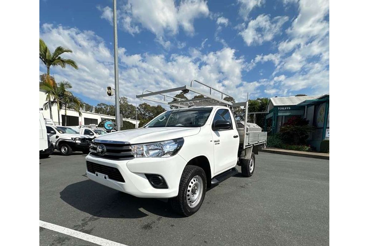 2020 Toyota Hilux SR GUN126R 4X4