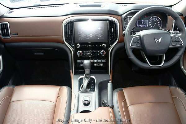 2023 Mahindra Scorpio Z8