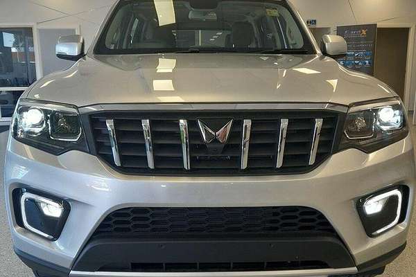 2023 Mahindra Scorpio Z8L
