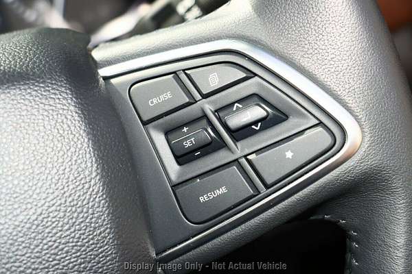 2023 Mahindra Scorpio Z8