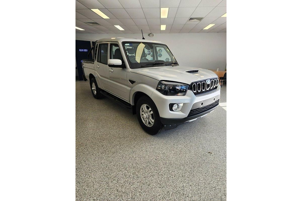 2023 Mahindra PIK-UP S11 4X4
