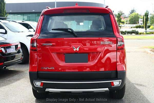 2023 Mahindra Scorpio Z8