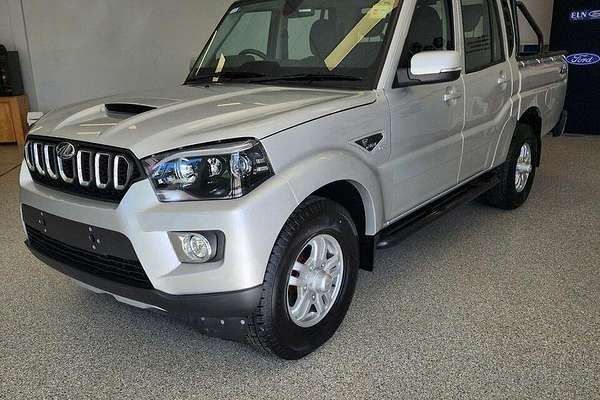 2023 Mahindra PIK-UP S11 4X4