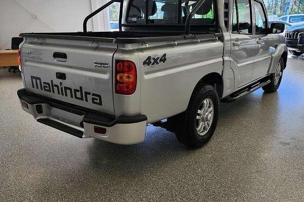 2023 Mahindra PIK-UP S11 4X4