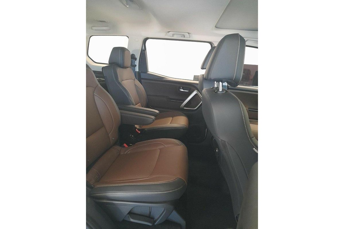 2023 Mahindra Scorpio Z8L