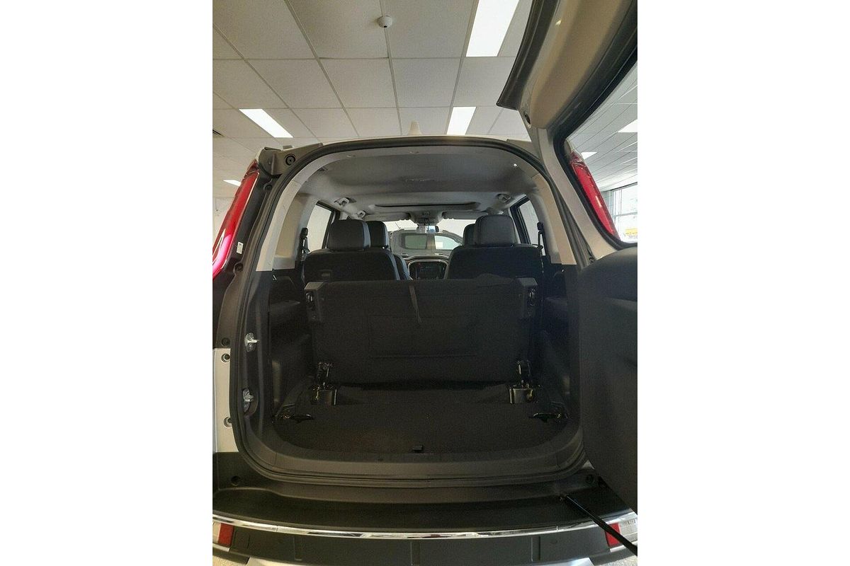 2023 Mahindra Scorpio Z8L