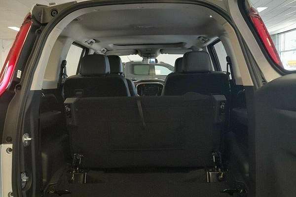 2023 Mahindra Scorpio Z8L