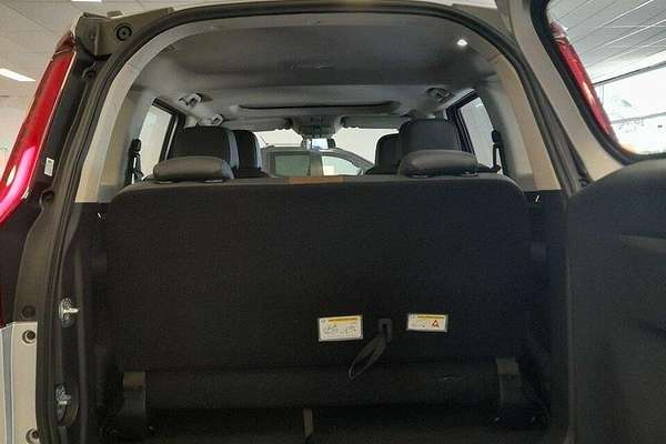 2023 Mahindra Scorpio Z8L