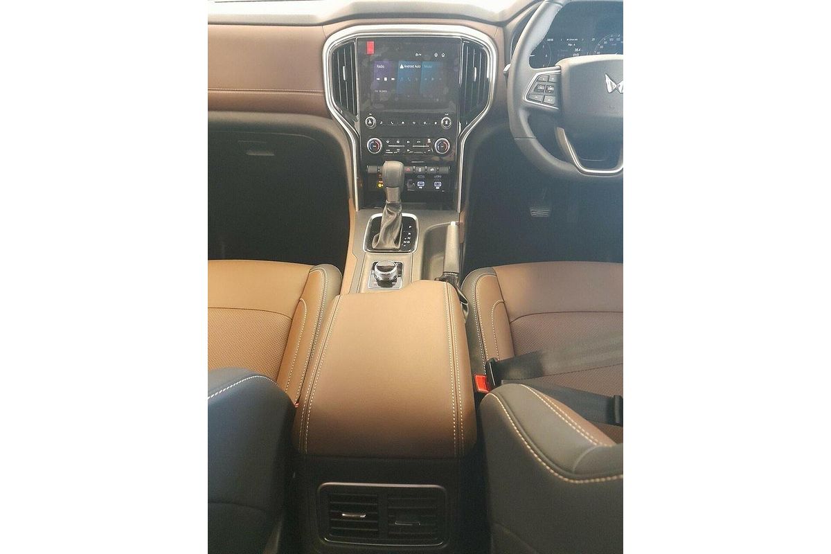 2023 Mahindra Scorpio Z8L