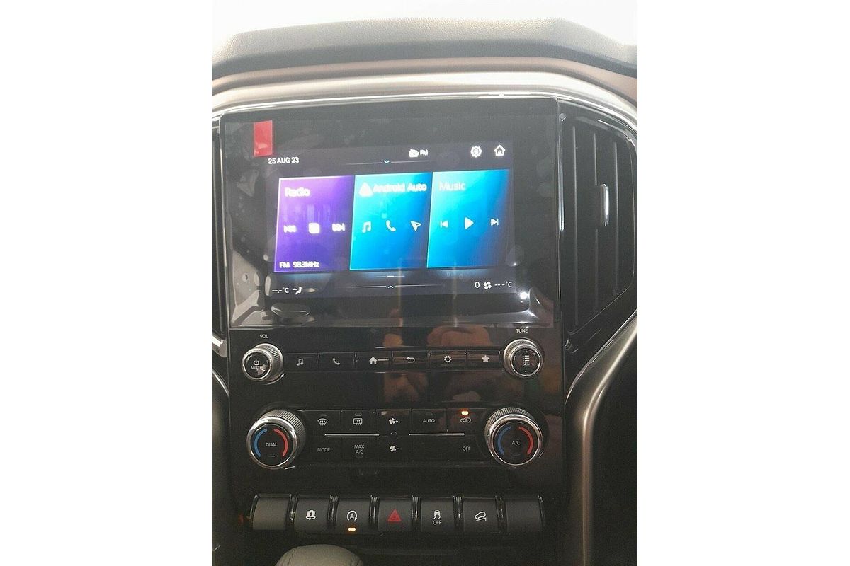 2023 Mahindra Scorpio Z8L