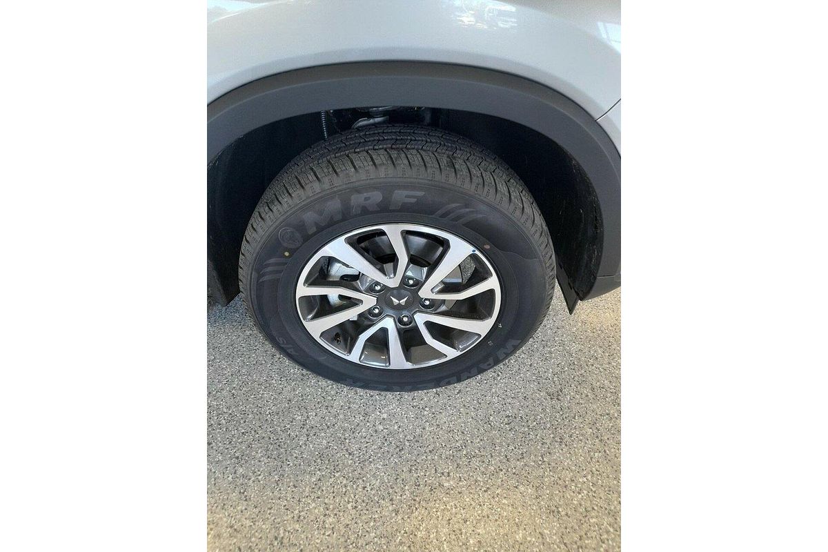 2023 Mahindra Scorpio Z8L