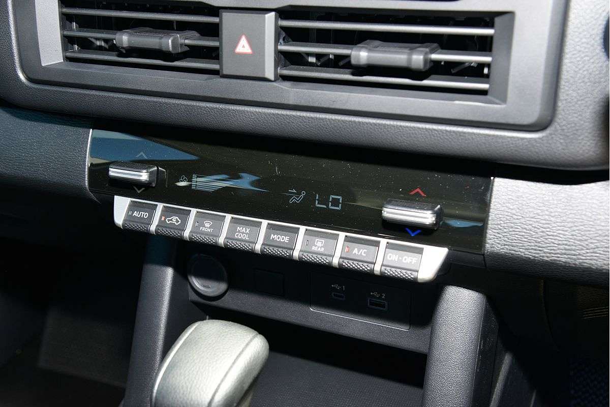 2025 Mitsubishi Triton GLX MV 4X4