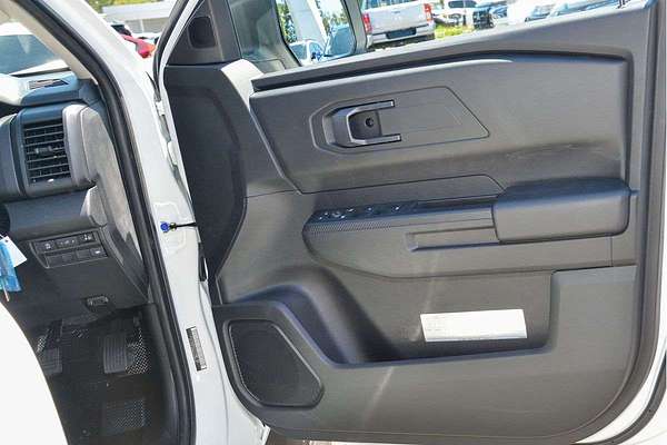 2025 Mitsubishi Triton GLX MV 4X4