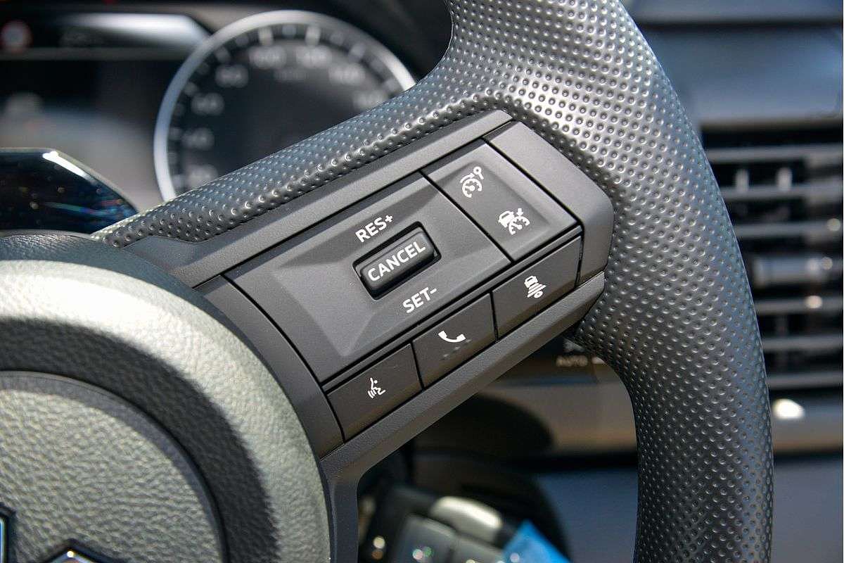 2025 Mitsubishi Triton GLX MV 4X4