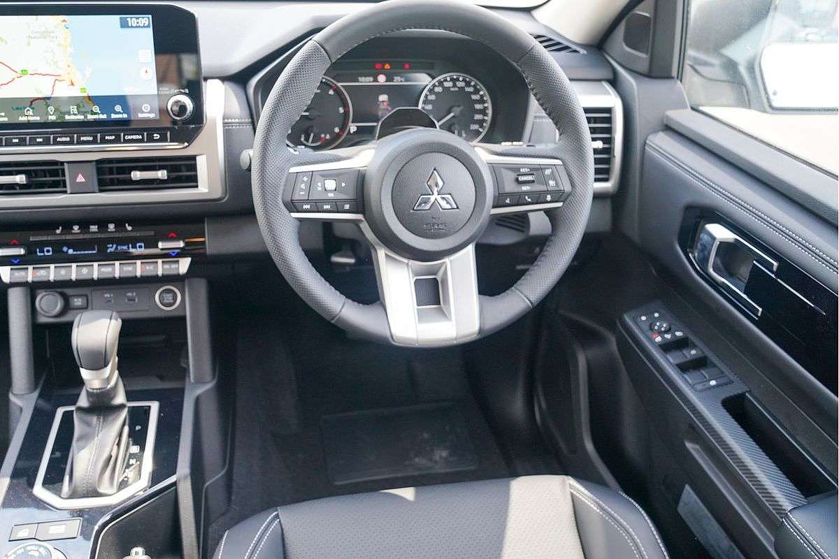 2025 Mitsubishi Triton GLS MV 4X4