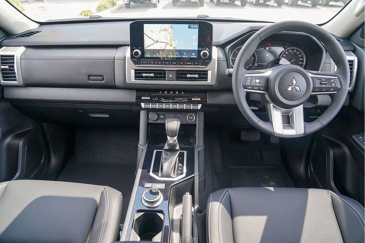 2025 Mitsubishi Triton GLS MV 4X4