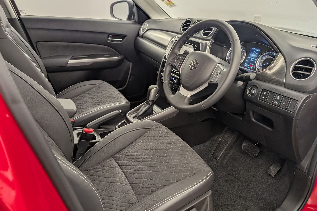 2025 Suzuki Vitara Turbo LY Series II