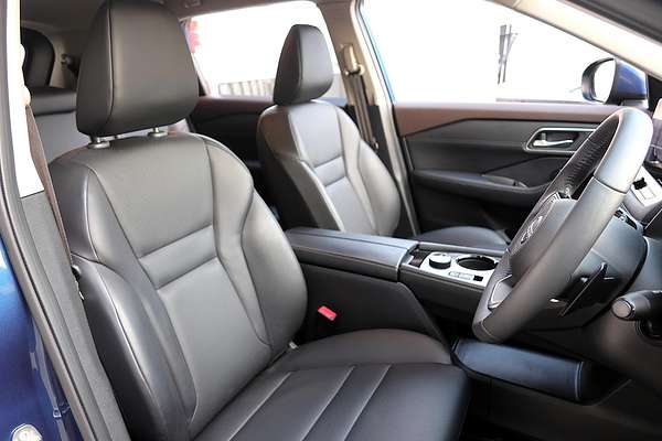 2024 Nissan X-TRAIL ST-L T33