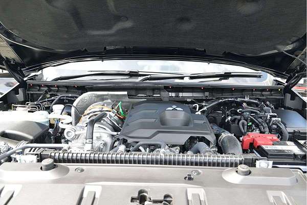 2025 Mitsubishi Triton GLS MV 4X4