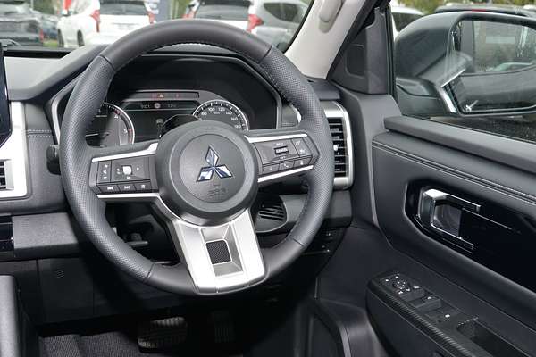 2025 Mitsubishi Triton GLS MV 4X4