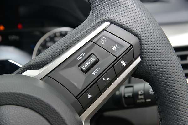 2025 Mitsubishi Triton GLS MV 4X4