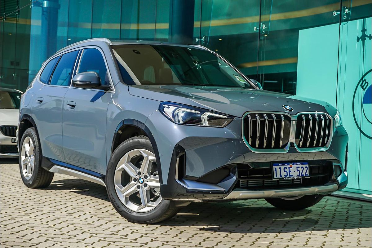 2025 BMW X1 sDrive18i U11